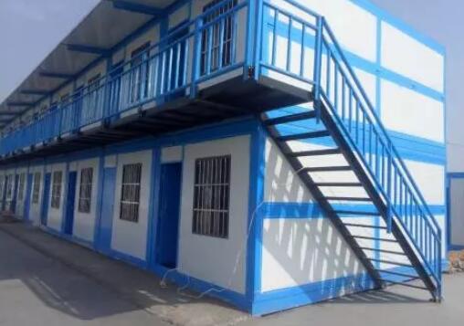 濟南地鐵項目施工使用中筑住人集裝箱房 濟南地鐵項目施工使用中筑住人集裝箱房